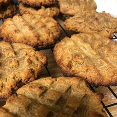 A picture of Cashew Butter Cookies.