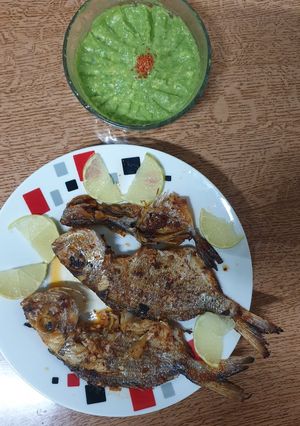 صورة لوصفة سمك 🐟 مع صوص الأفوكادو🥑