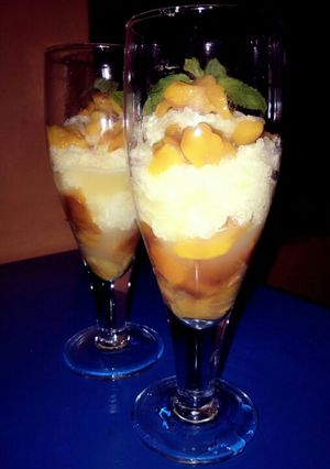 A picture of Spicy apple and mango muesli.