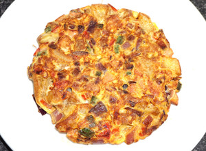 Una foto de Tortilla de papas con chorizo