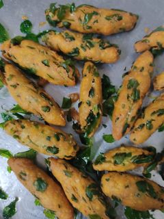 मेथी मुठिया (Methi Muthia recipe in hindi) रेसिपी मुख्य फोटो