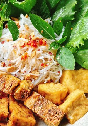 Hình của món Bún đậu nước tương.