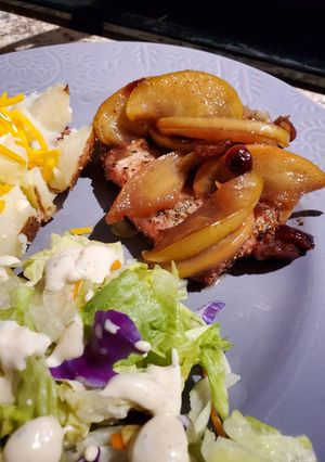 A picture of Cranberry Apple Pork Chops.