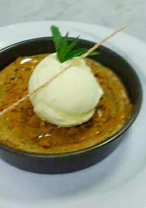 A picture of Lotus Pizookie.