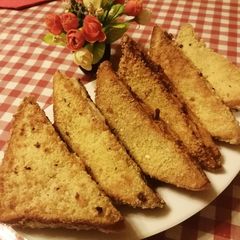Crispy fried bread A picture of Crispy fried bread.