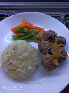 Foto resep Bistik Bola Daging