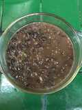 Frijoles entomatados