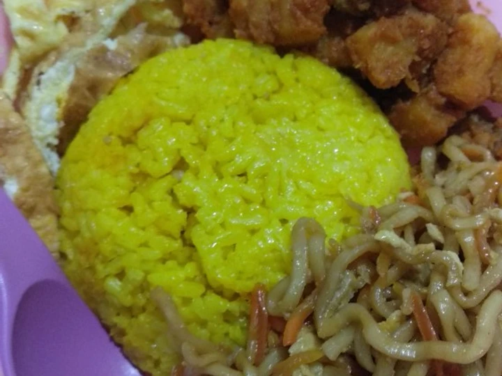Cara Simple Membuat Resep  Nasi Kuning Praktis masak pakai Magicom yang Bisa Manjain Lidah, Lezat Sekali