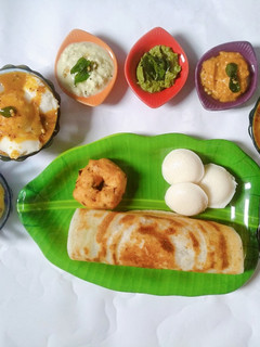 மினி டிபன் (Mini Tiffen Recipe in Tamil) செய்முறை முக்கிய புகைப்படம்