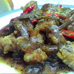 รูปของ Ayam Krispi Saus Lada Hitam