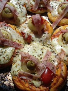 Una foto de Pizzetas caseras