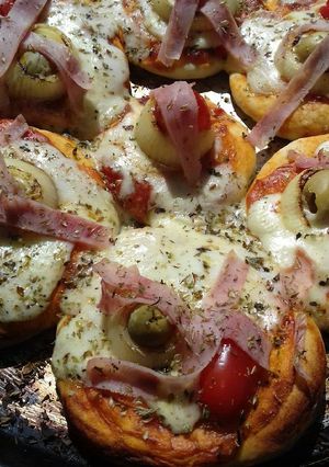 Una foto de Pizzetas caseras