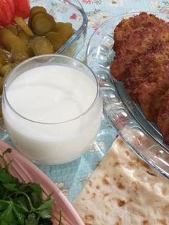 عکسی از دستور کتلت گوشت با دوغ خانگی❤❤🍔