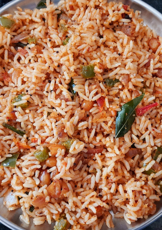 குடைமிளகாய் சாதம் செய்முறை முக்கிய புகைப்படம்