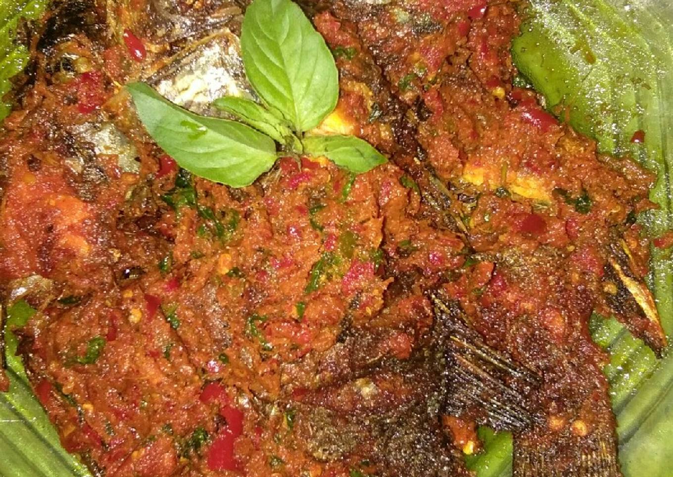 Ikan mujair rica-rica