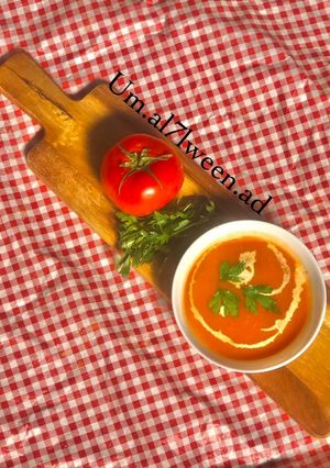صورة لوصفة شوربه الطماطم لذيذه وسريعه 😋