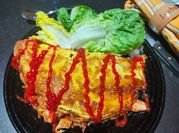 Une photo de omelette aux viande