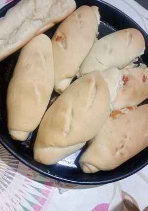 Una foto de Pan francés relleno de queso