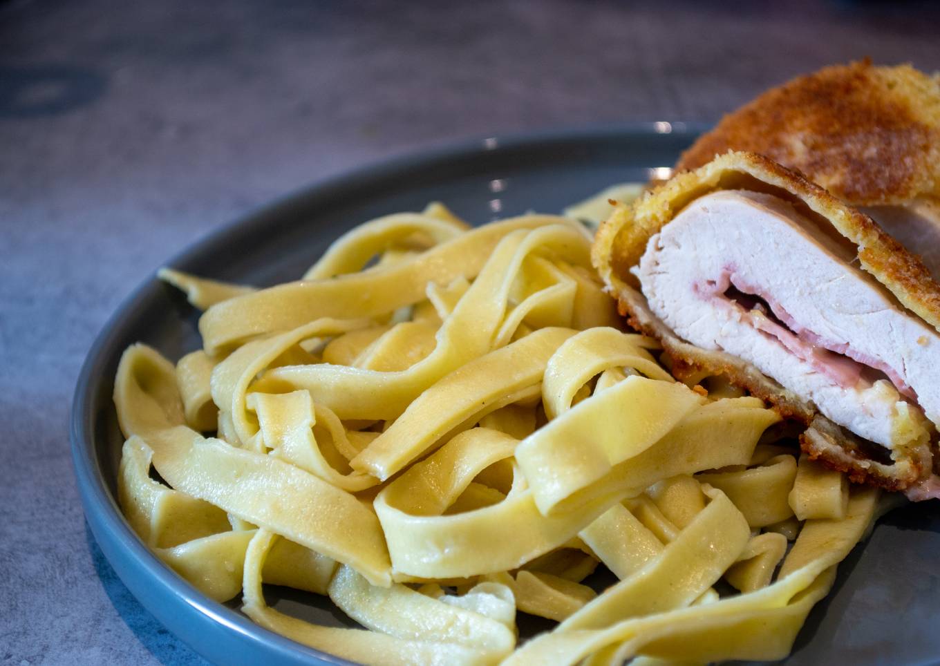 Cordon bleu à la tomme de Savoie et pâtes maison