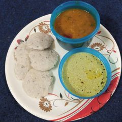 Idli sambhar A picture of Idli sambhar.