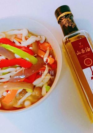 鮮菇炒彩椒 的食譜成品照片