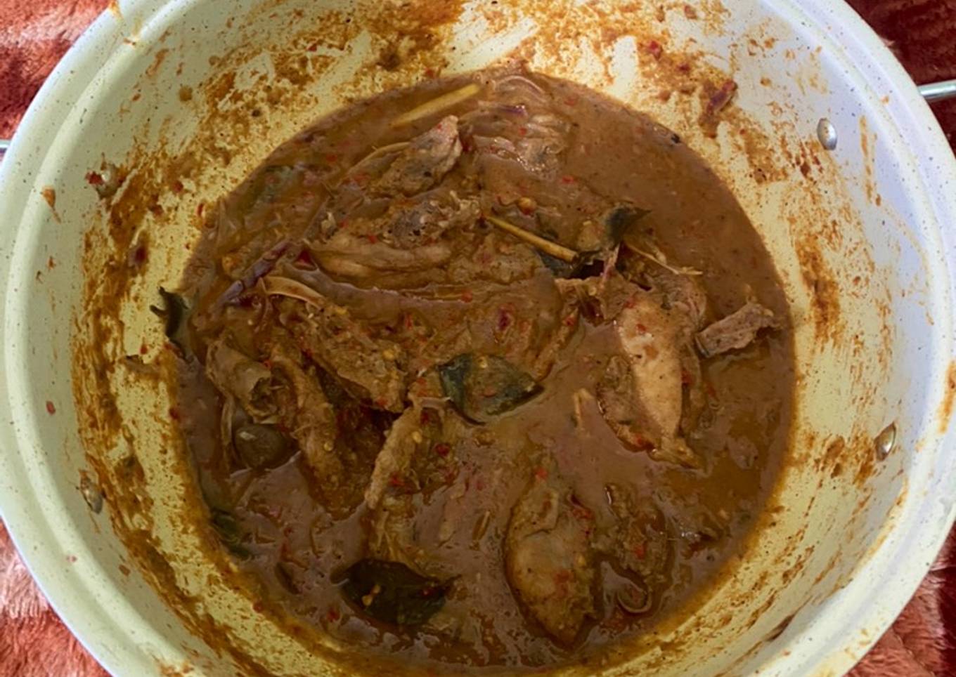 Ayam kala khas aceh (asam keueng ayam)