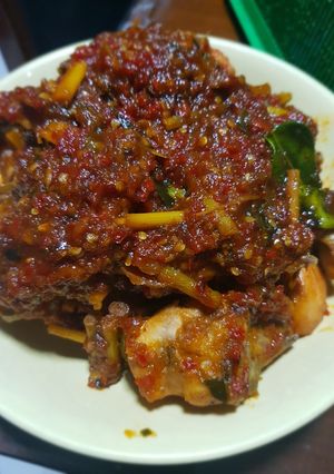 Foto resep Ayam Sambal Daun Jeruk