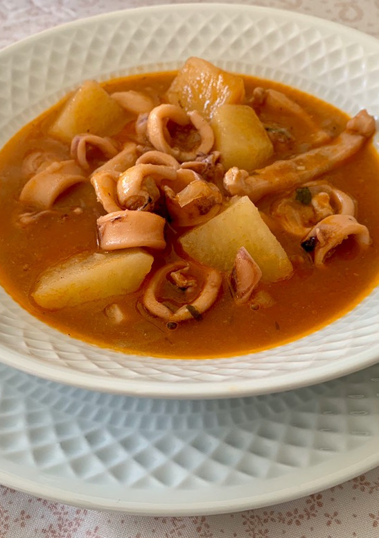 Una foto de Calamares guisados
