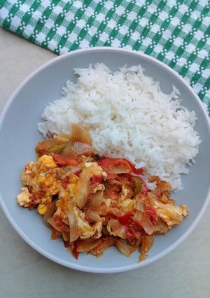 A picture of Egg stew / sauce.