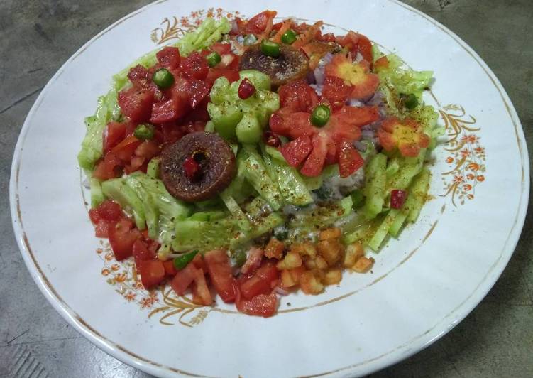Easy Recipe: Delicious Mix veg and peas salad