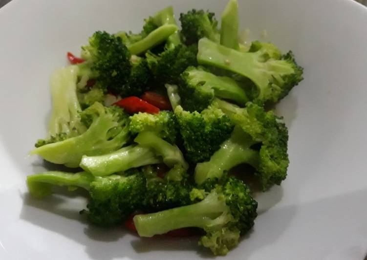 Resep Tumis brokoli saus tiram, Lezat Sekali