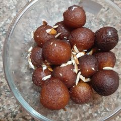 A picture of Simple gulab jamun.