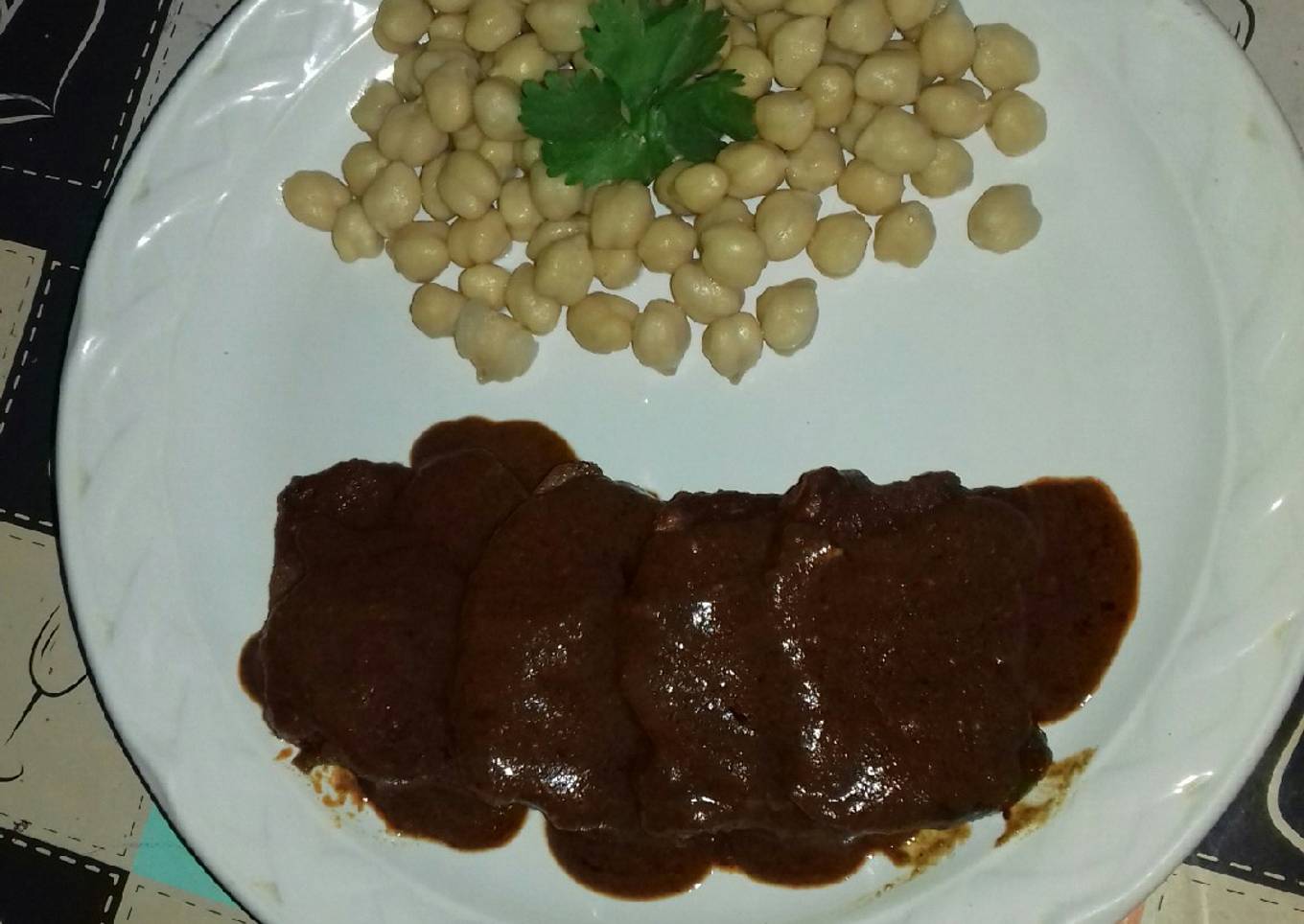 Lomo de cerdo en mole