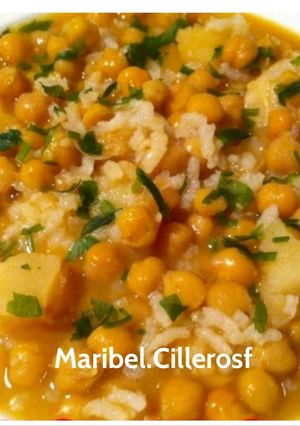 Foto principal de Garbanzos con arroz y bacalao