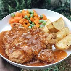 รูปของ Chicken Steak with Brown Sauce (ala Waroeng Steak)