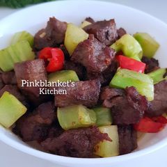 A picture of Beef and Broccoli Stems.