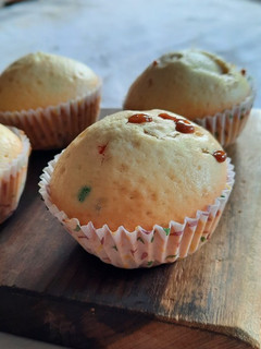 Una foto de Muffins para una persona 🧁 rellenos de dulce de leche