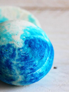 Una foto de Macarons italianos azul mar. Video Tutorial