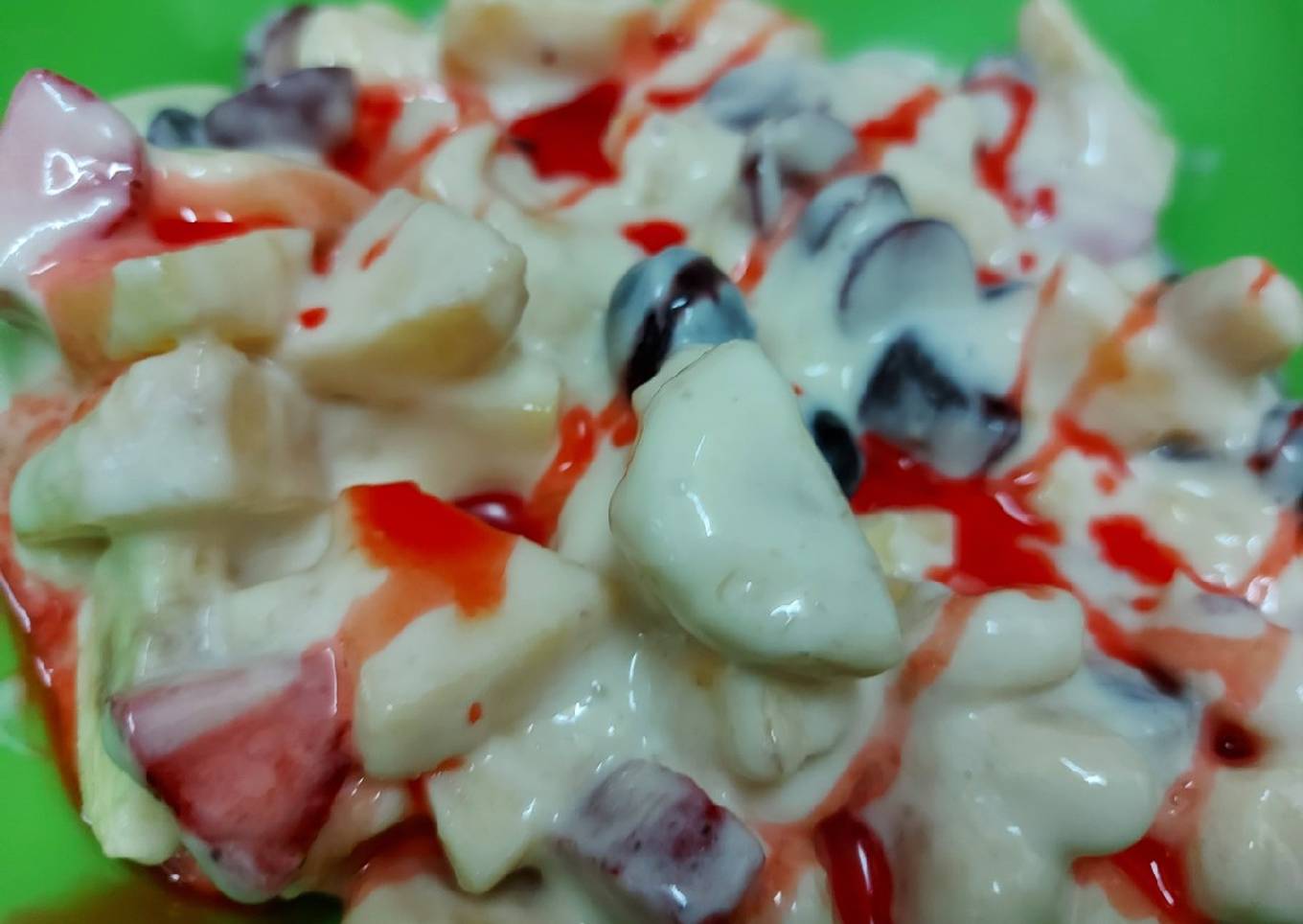 Creamy fruit chaat.