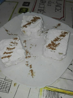 Una foto de Milhojas de merengue con aroma de vainilla
