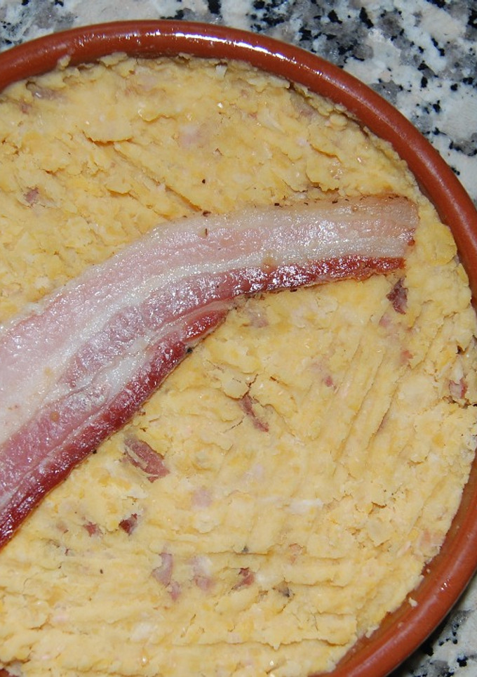 Una foto de Cazuelitas de garbanzos con panceta
