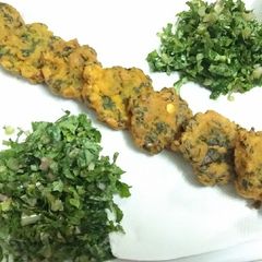 A picture of Chana daal vadas.