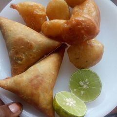 A picture of Beef Samosas.