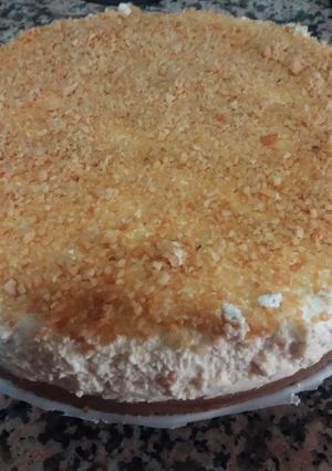Una foto de Tarta de turrón con queso mascarpone