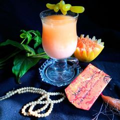 A picture of MuskMelon layered milkshake.