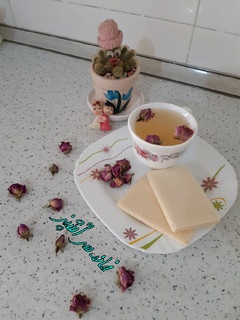 عکسی از دستور دمنوش گل سرخ (خانم سرآشپز)