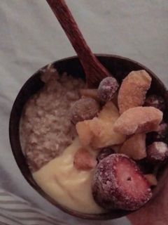 صورة لوصفة شوفان وحليب الصويا Oat and soya milk