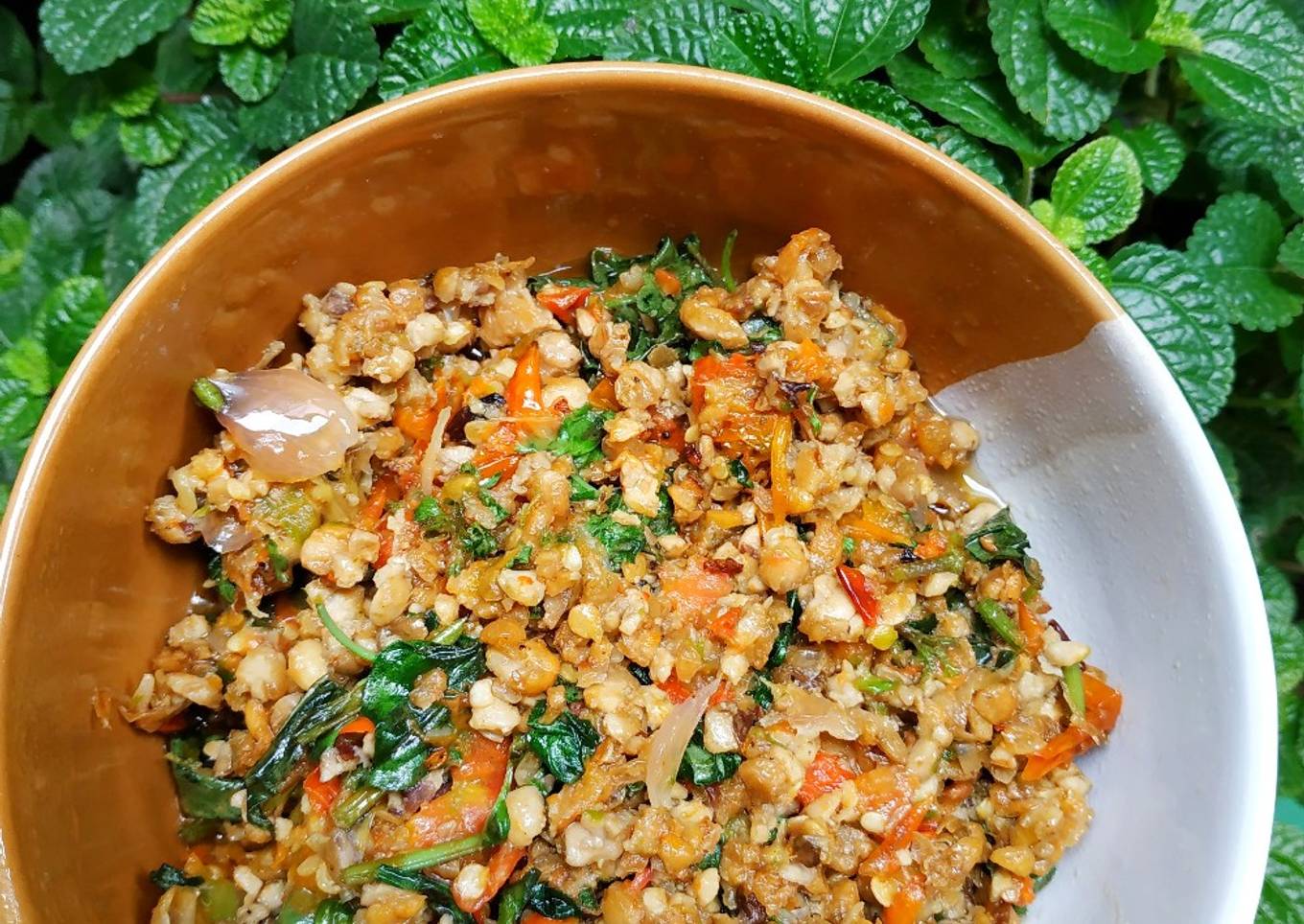 Penyet Tempe Kacang Kemangi sambel Kencur
