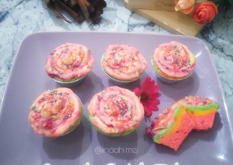 Bagaimana Menyajikan Cupcake 🧁 Putih Telur Sederhana
