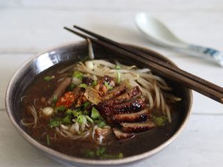 Keaw Teaw Ped Yang - Five Spiced Roasted Duck noodles
